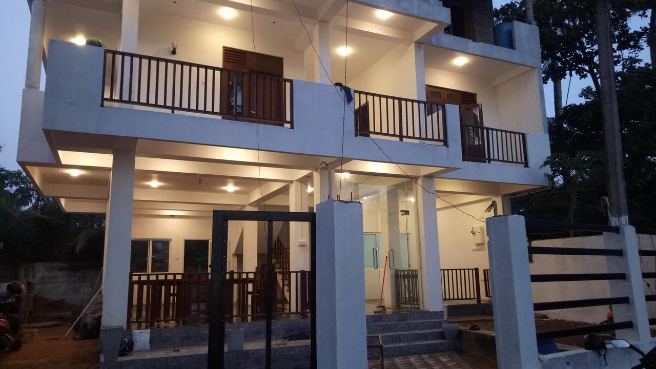Himawari Beach Villa Matara Luaran gambar