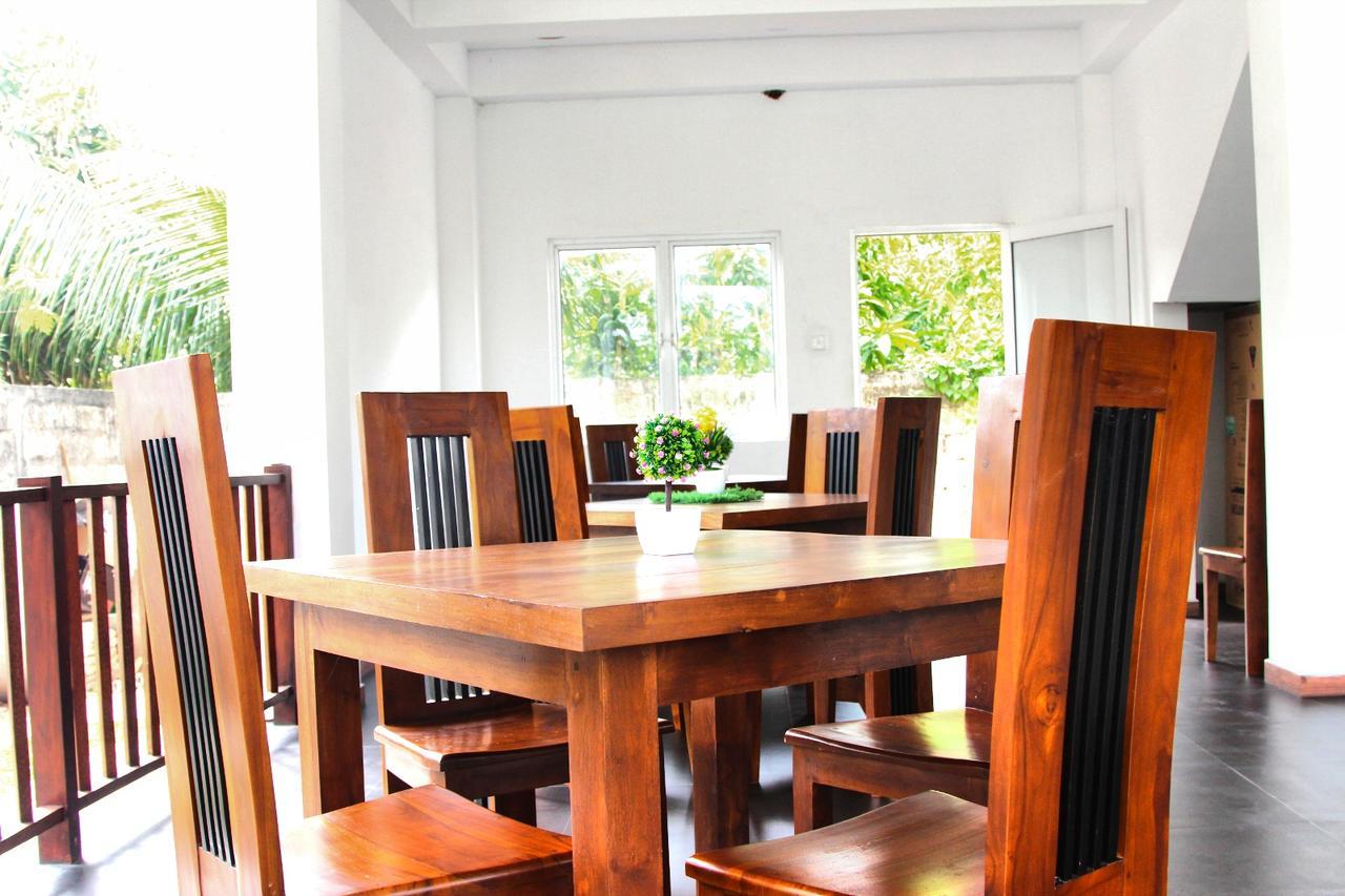 Himawari Beach Villa Matara Luaran gambar