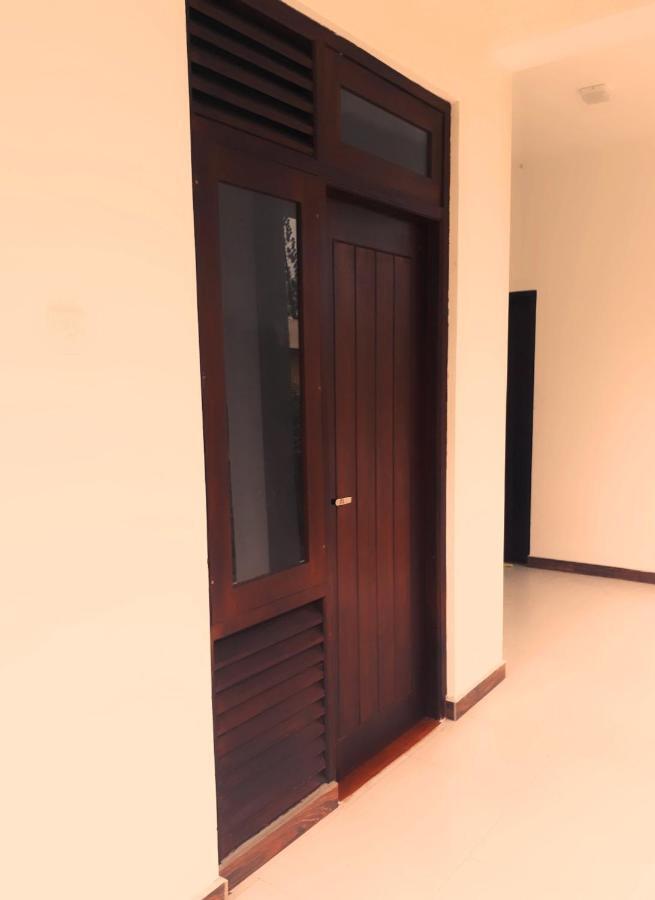 Himawari Beach Villa Matara Luaran gambar